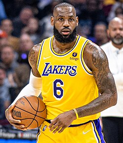 LeBron_James_(51959977144)_(cropped2)